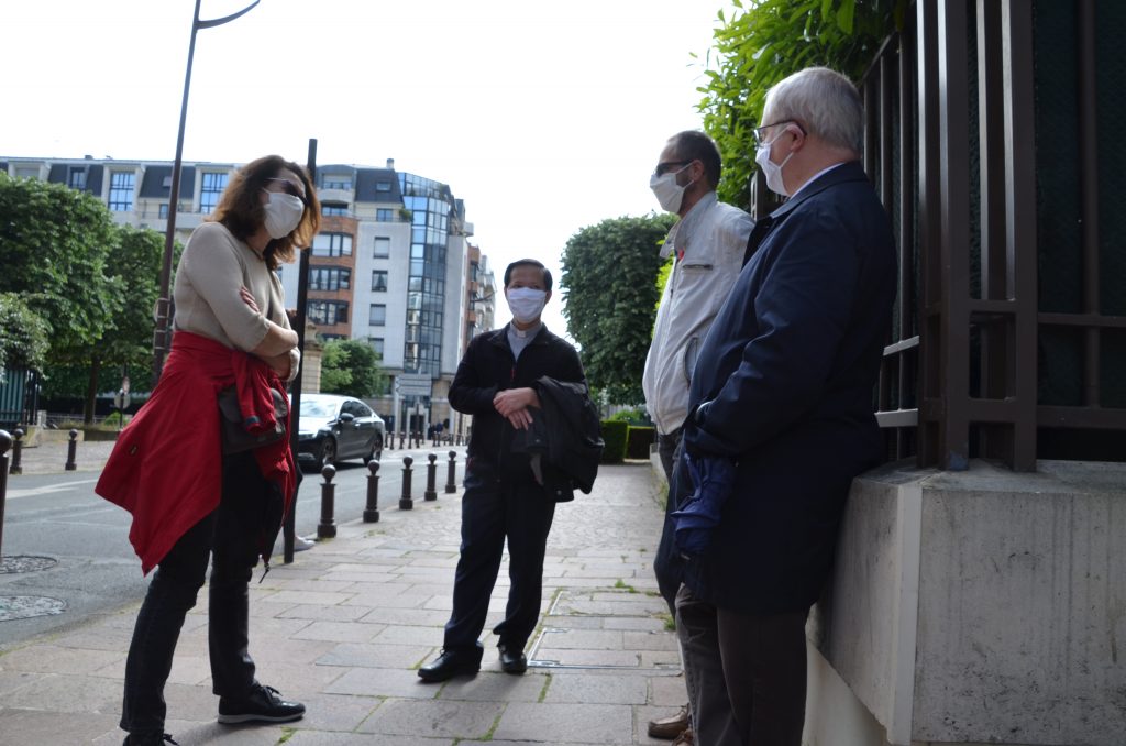 Visite du 3 mai Quartier ValmyCoupole Paroisse SaintPierre de CharentonlePont