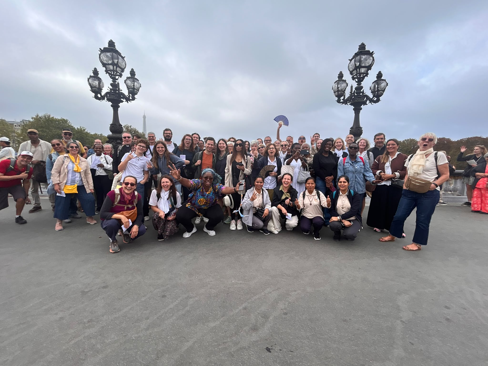 Notre paroisse au cœur de la visite du pape Léon XIV à Paris